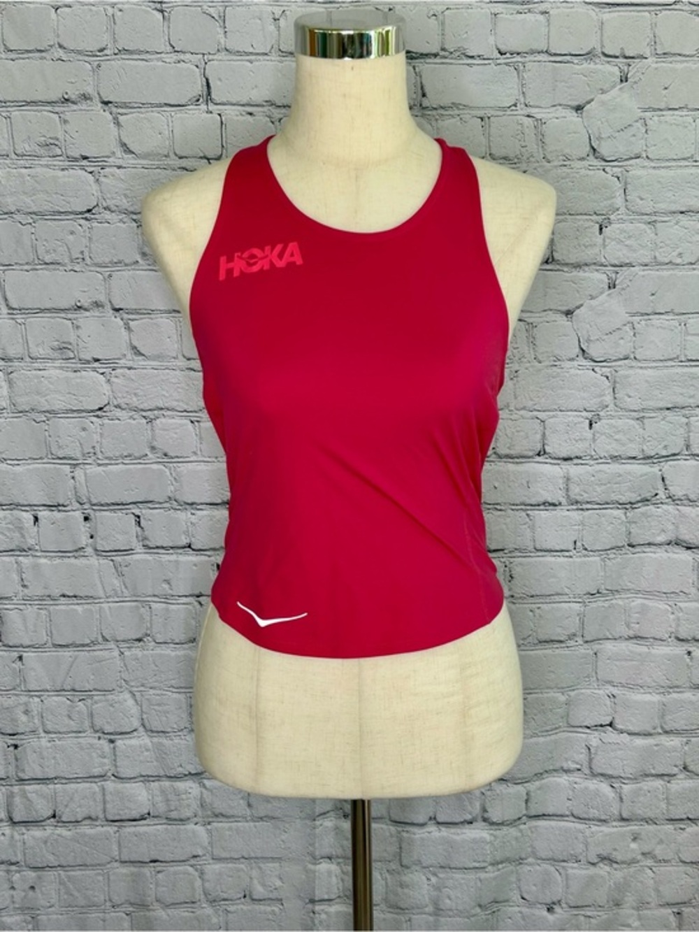 HOKA Women's Pink Running Tank Top Athletic Racerback Workout Gym Activewear M